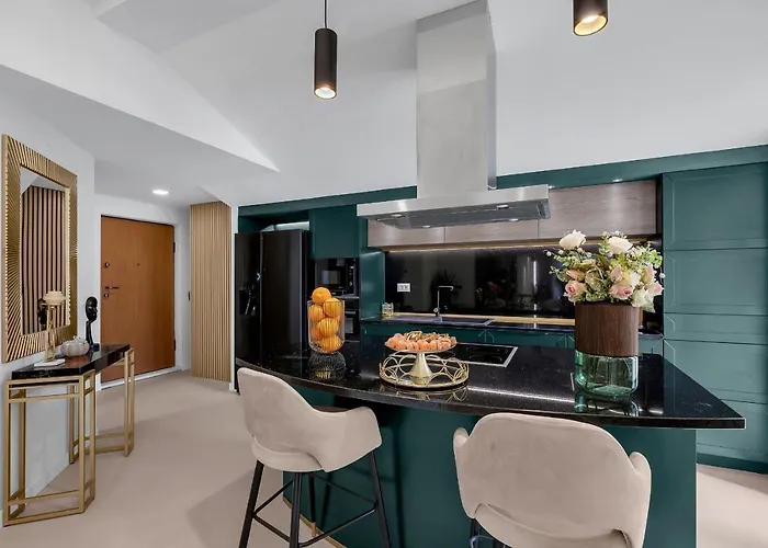 The Goldenhour Makarska