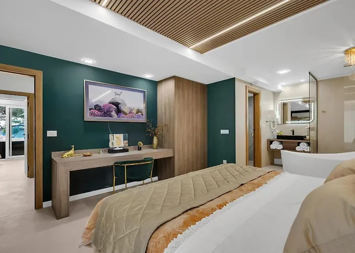 Daire The Goldenhour *