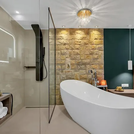 The Goldenhour Daire